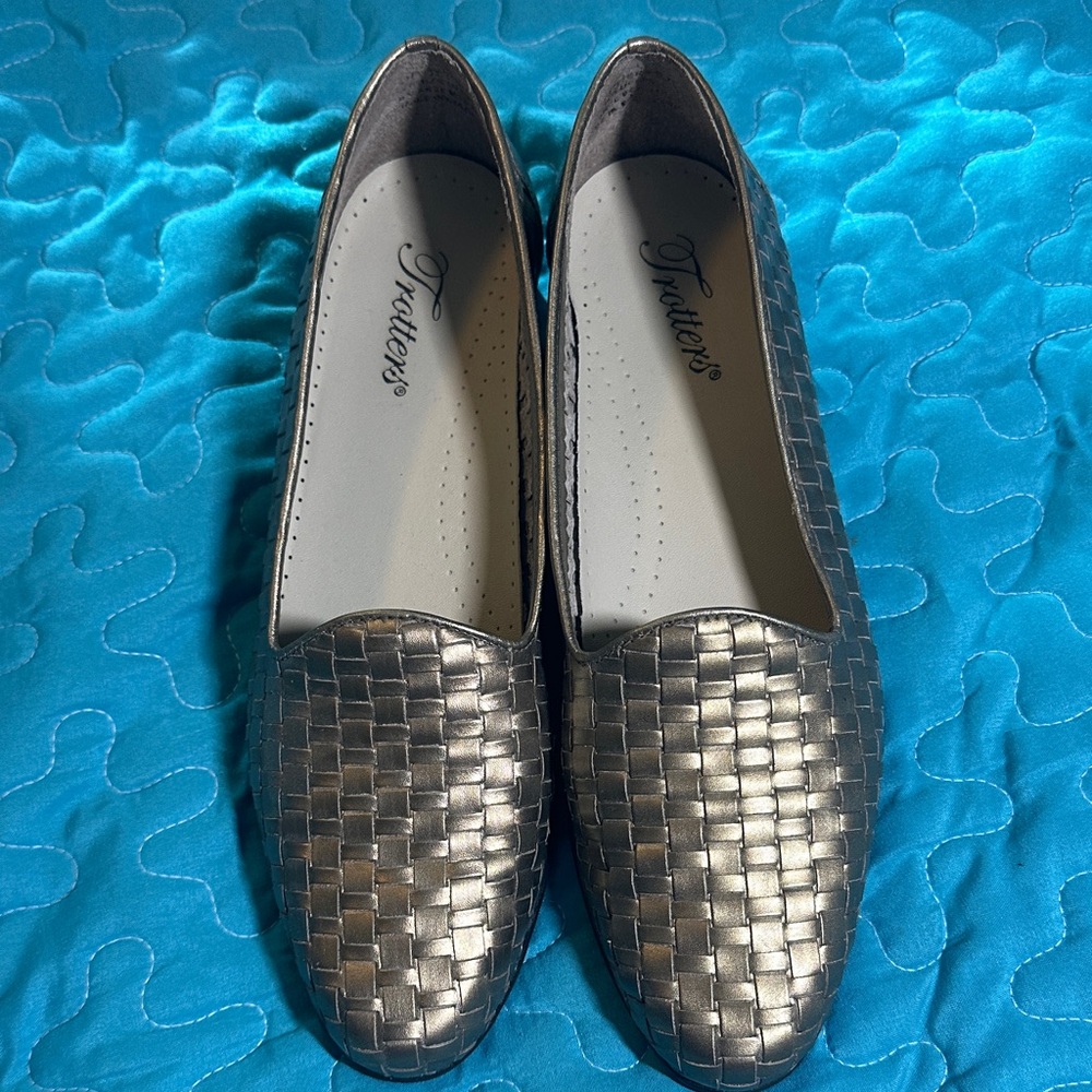Trotters Liz gold woven leather loafers.